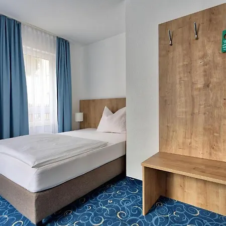 Hotel Appartis - Am Stadtpark 3*