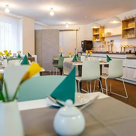 Appartis - Am Stadtpark Hotel Sindelfingen